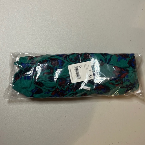 Free People Hilary Printed Top NWT - Picture 5 of 12